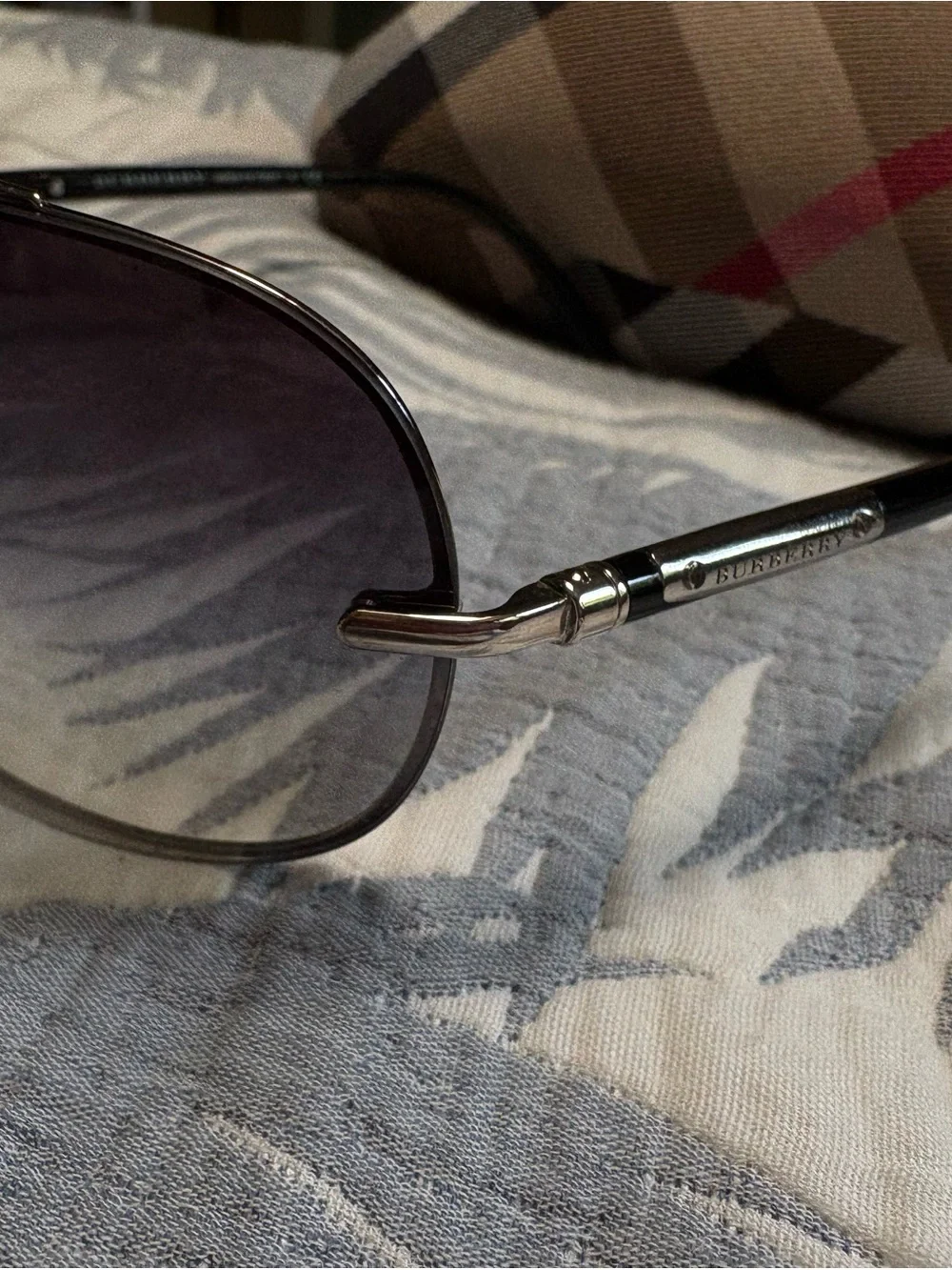 Authentic Burberry  Sunglasses with Check Case
